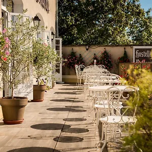 hostellerie-bellevue.midi-pyreneeshotels.com/